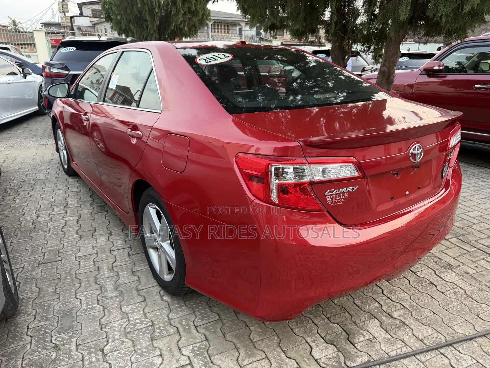 Toyota Camry 2012 Red