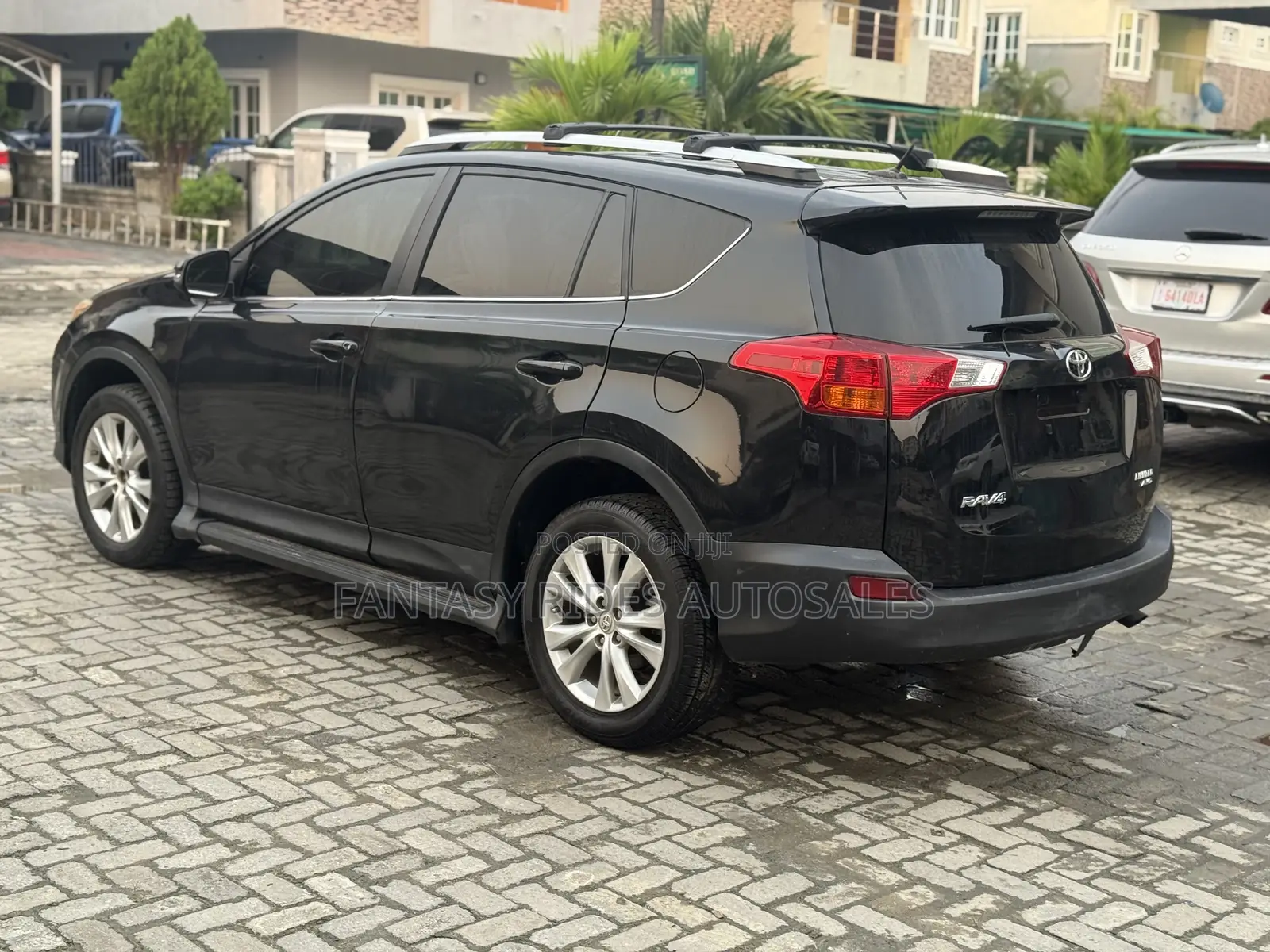 Toyota RAV4 Limited 4dr SUV AWD (2.5L 4cyl 6A) 2015 Black