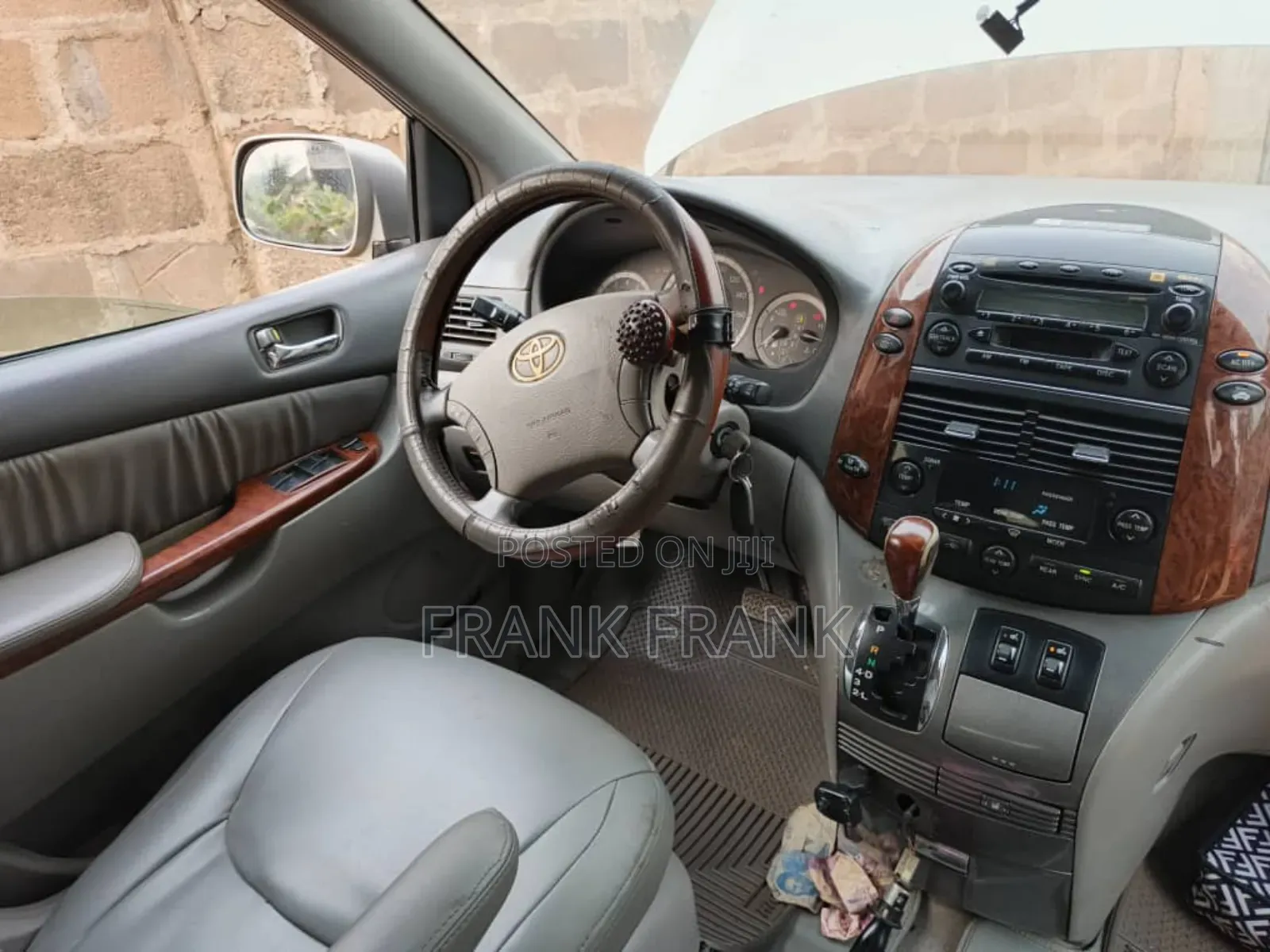 Toyota Sienna 2005 Silver