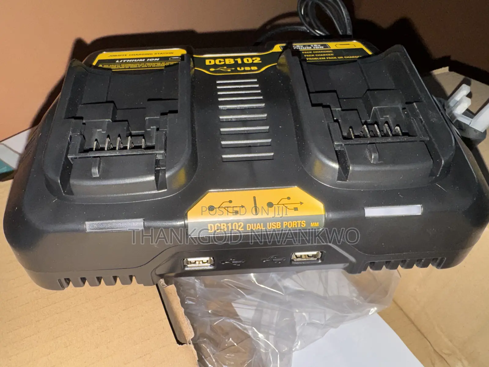 Dewalt Dual Battery Charger 220v