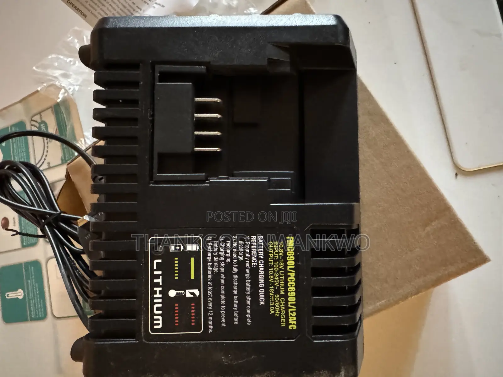 Stanley 10.8-18v Lithium Ion Battery Charger 220v