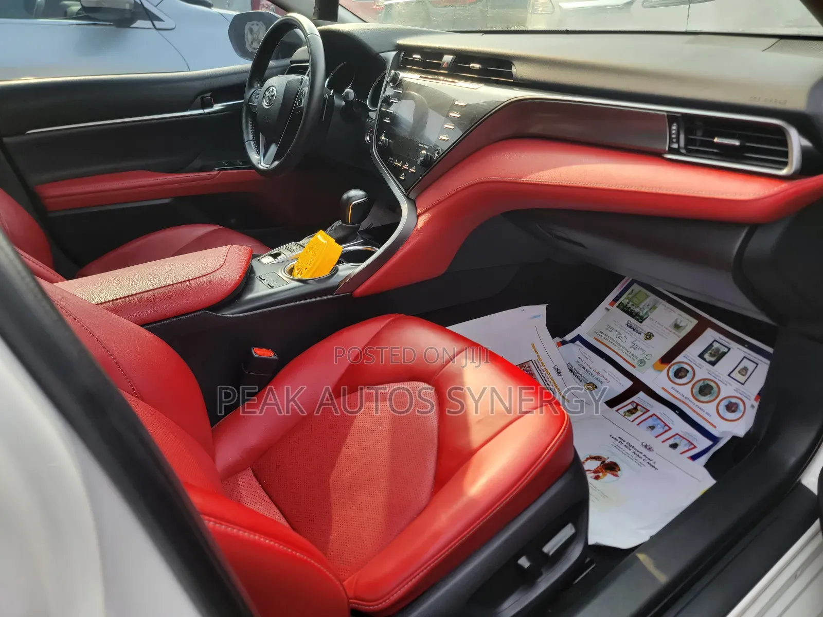 Toyota Camry XSE FWD (2.5L 4cyl 8AM) 2018 White