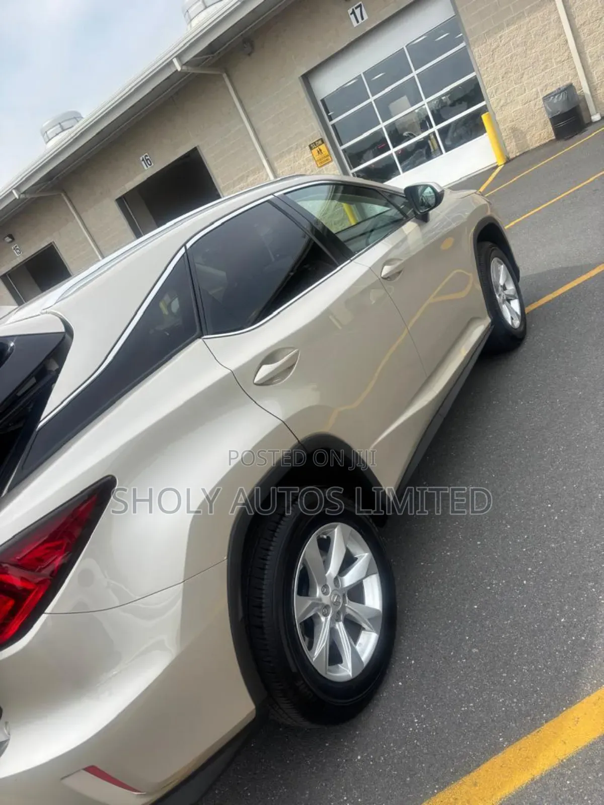 Lexus RX 350 AWD 2017 Gold