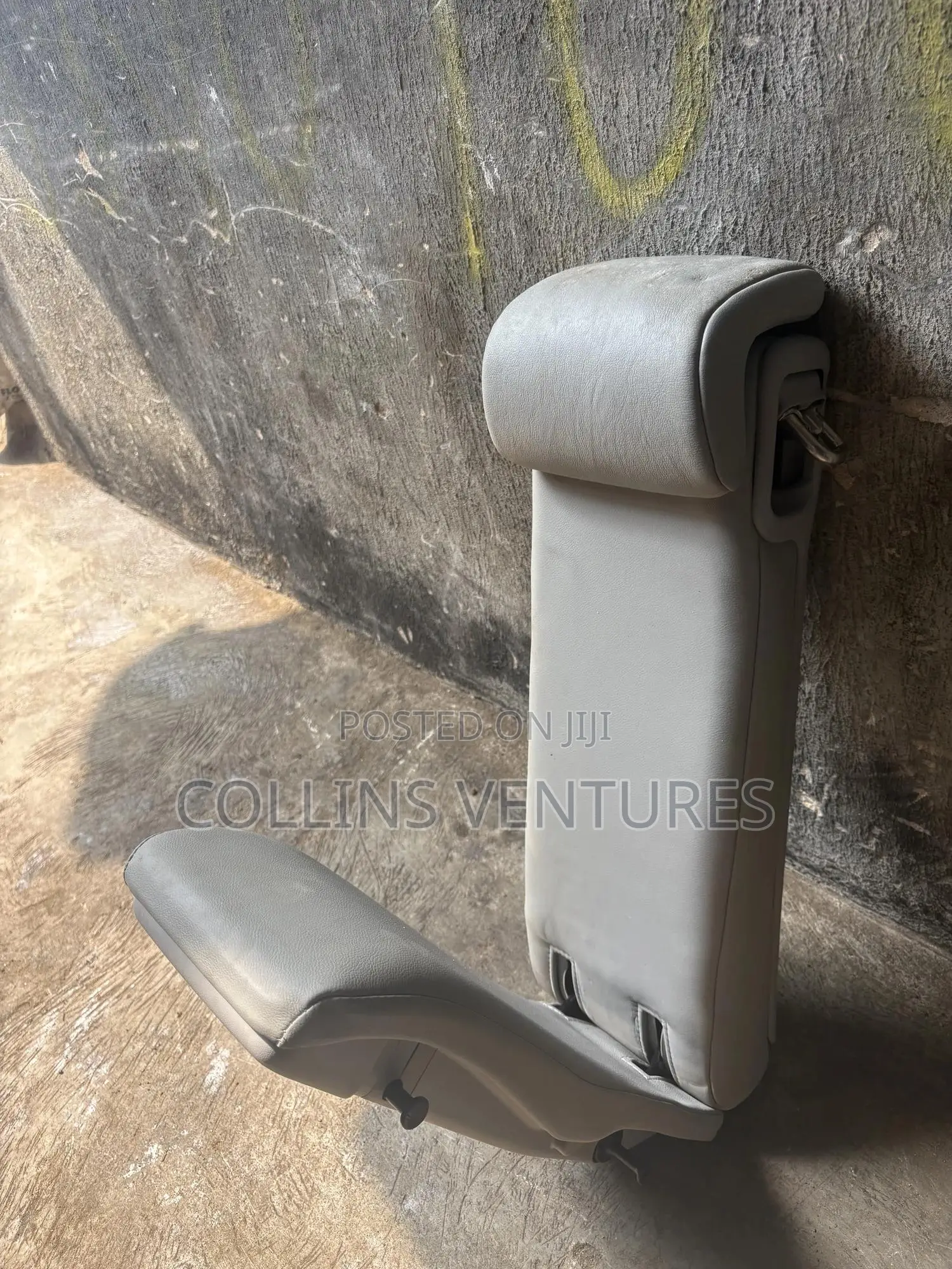 Small Middle Seat Toyota Highlander 2008-12 Available Leather