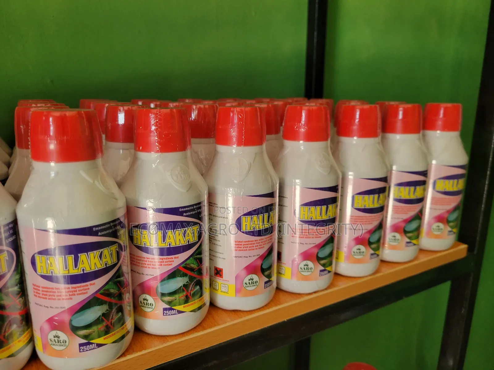 Hallakat Insecticide - Emamemctin Benzoate + Acetamiprid