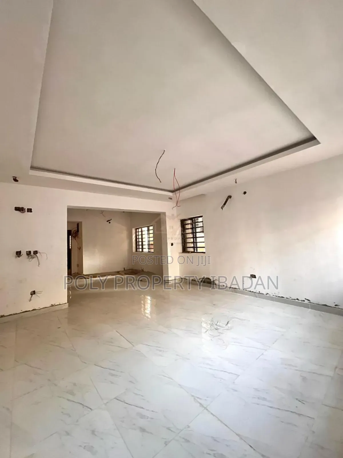 4bdrm Penthouse in Carlton Gate, Akobo for sale
