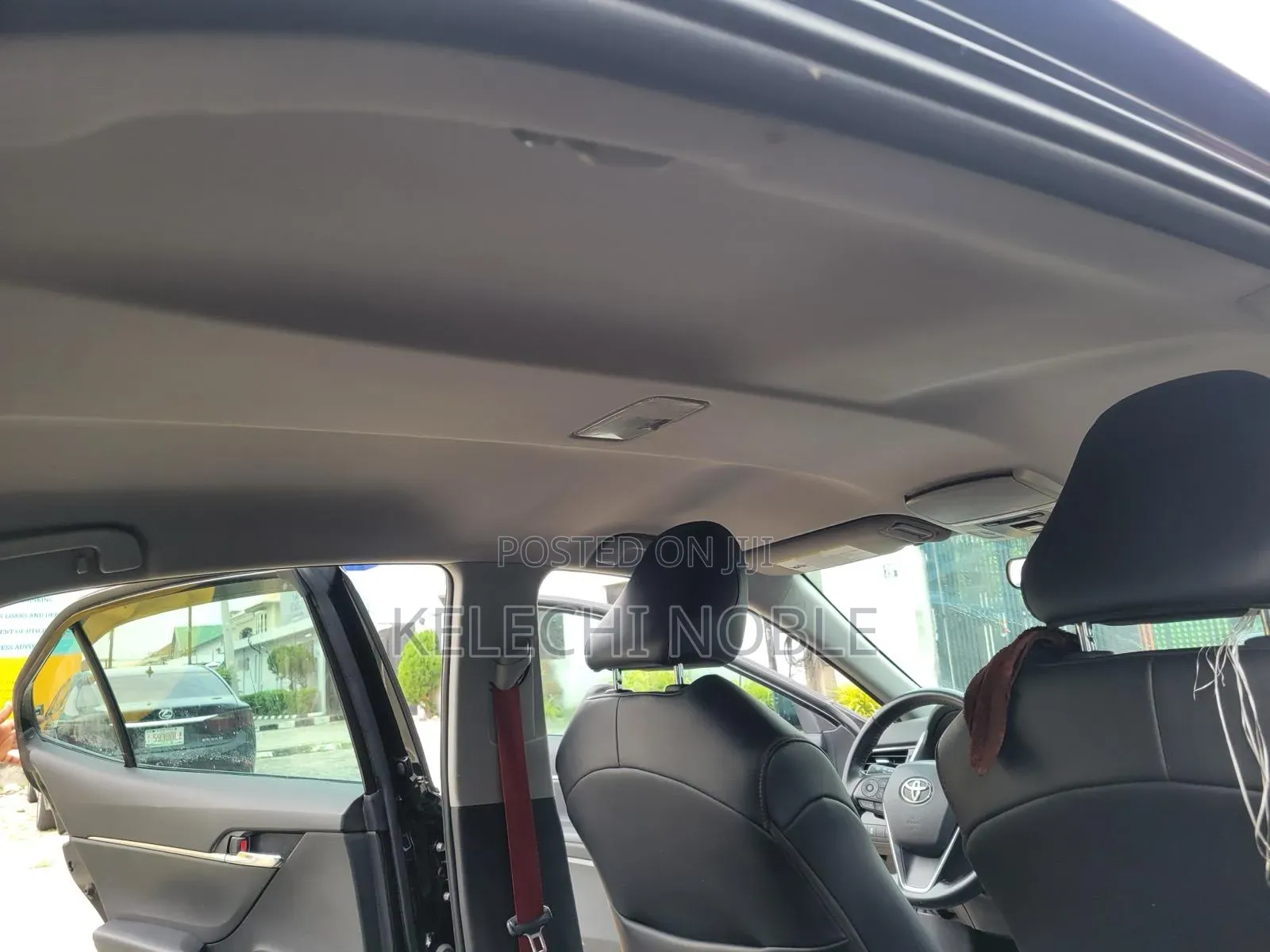Toyota Camry XLE V6 2021 Black