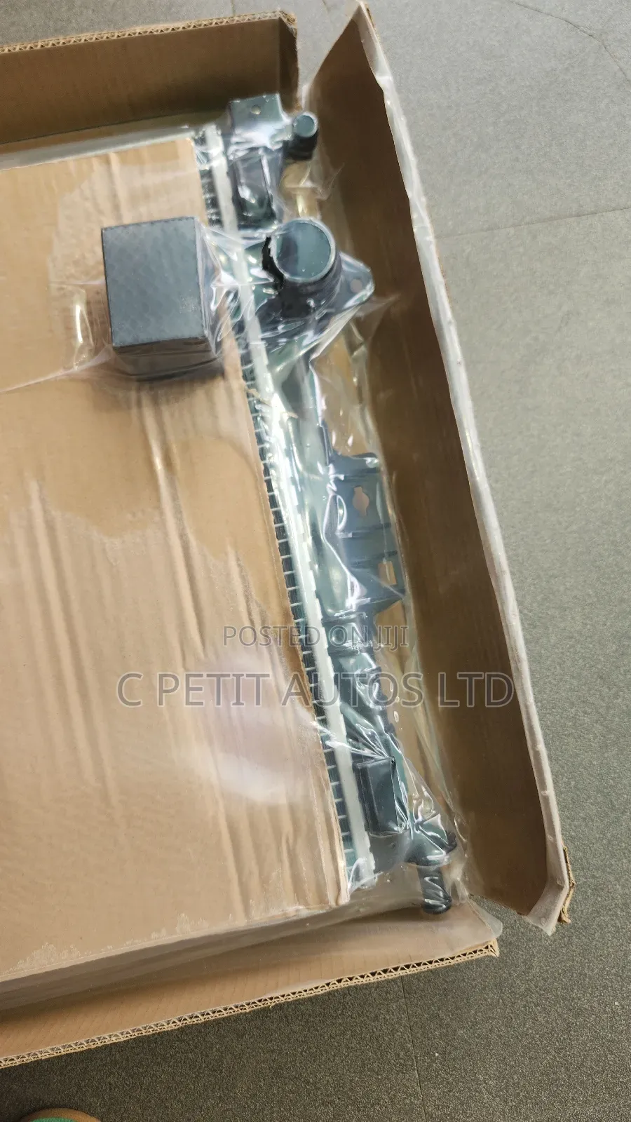 Radiator Range Rover Evoque 2012