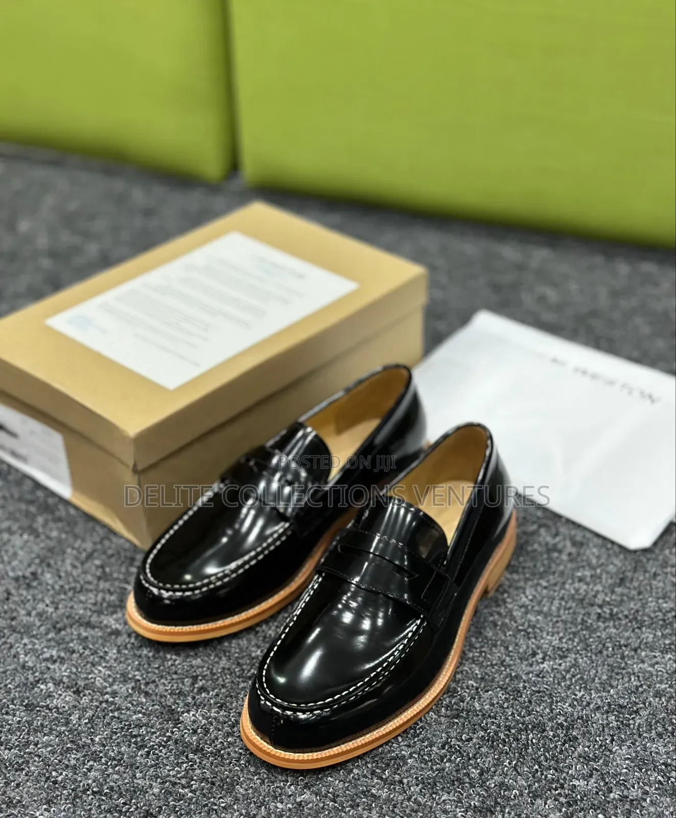 *J.M. Weston* *Size 42–46*