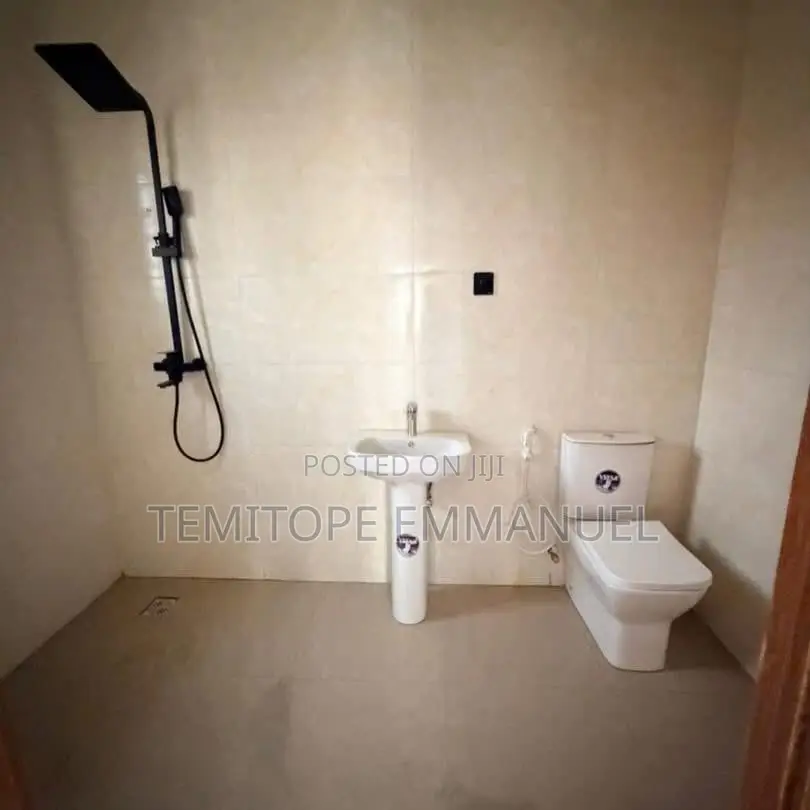 Furnished 5bdrm Duplex in Opic Isheri North, Kosofe / Kosofe for sale