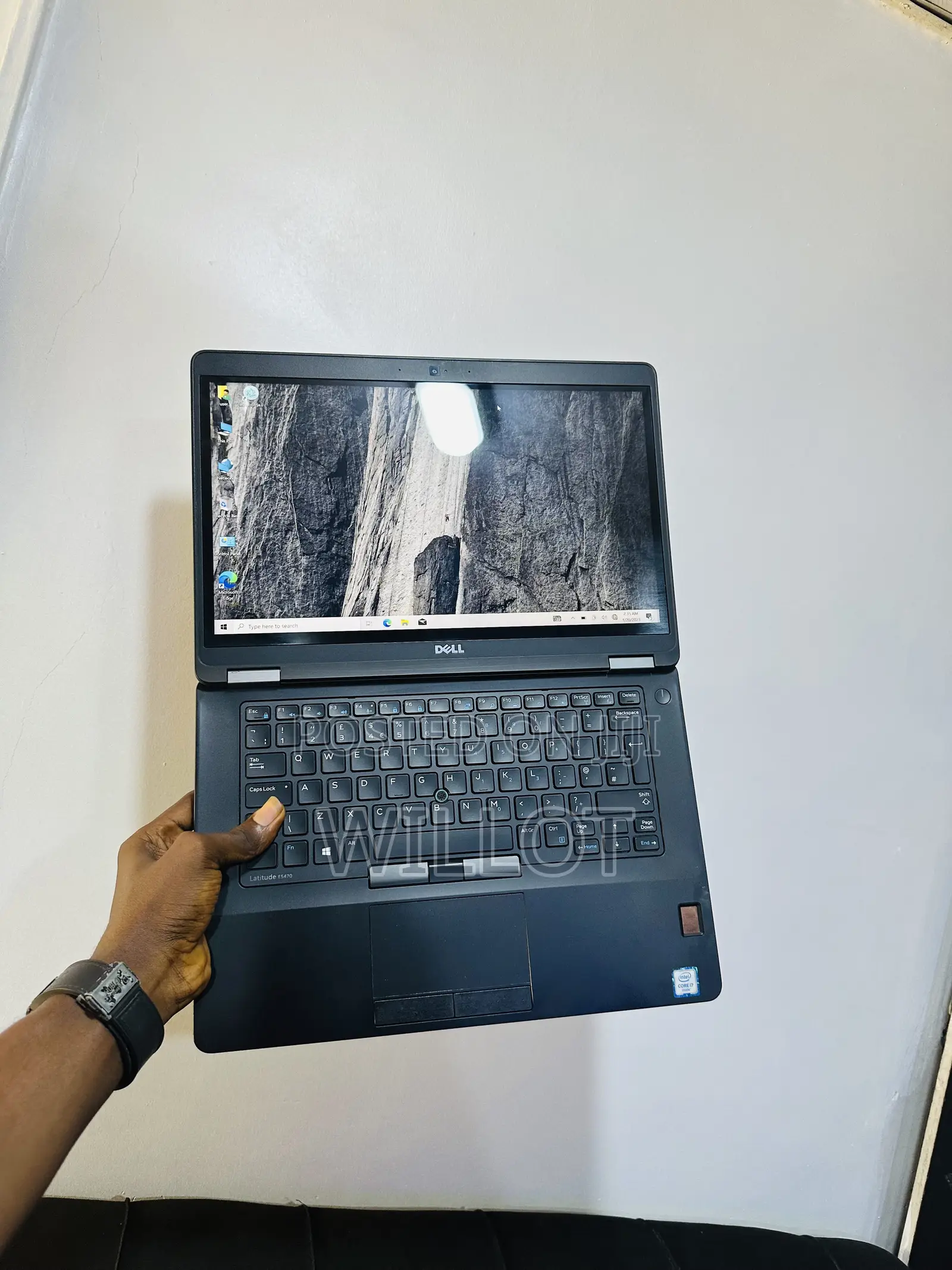 Laptop Dell Latitude 5400 8GB Intel Core i7 SSD 256GB