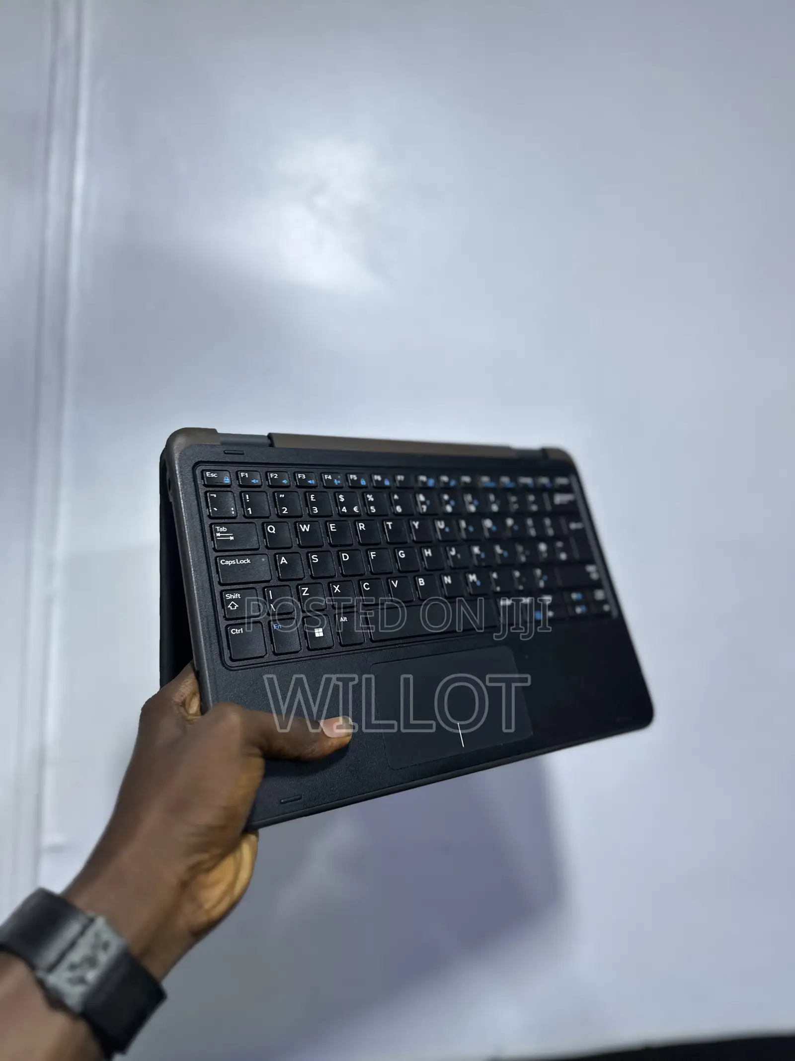 Laptop Dell Latitude 11 3190 4GB Intel Pentium SSD 128GB
