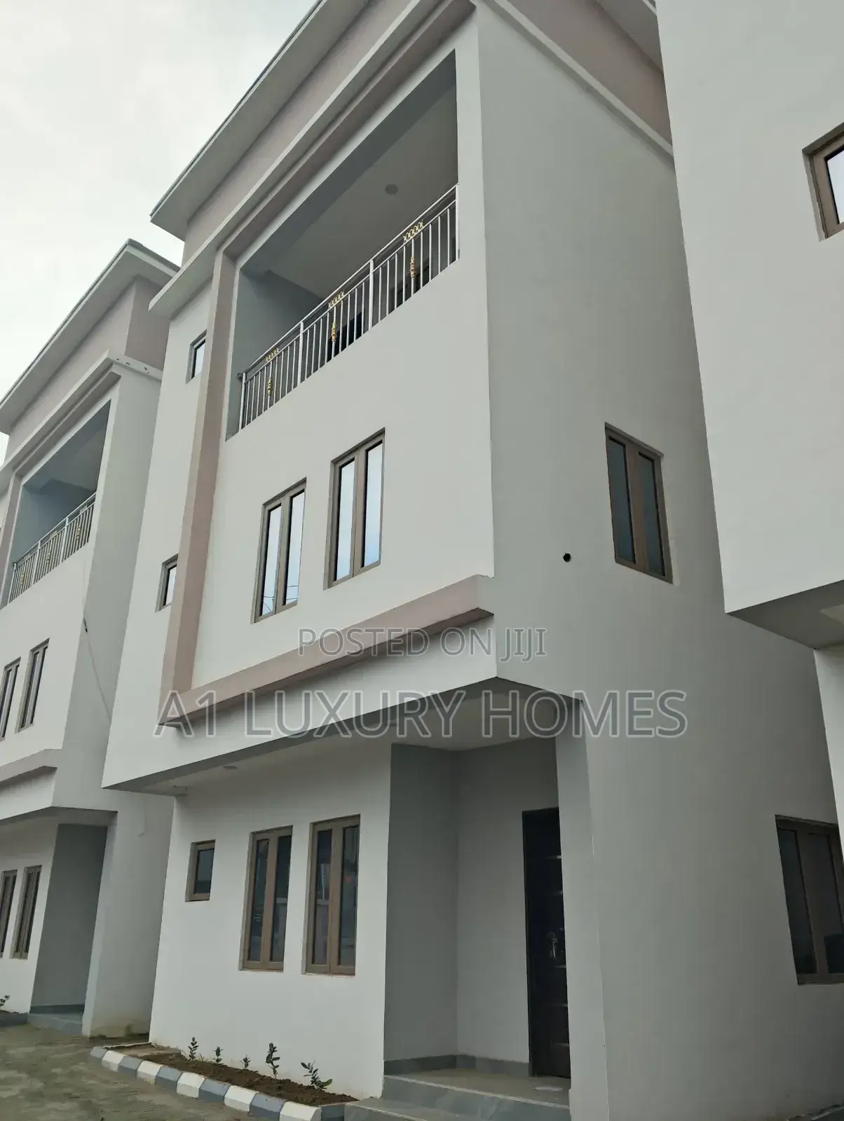 4bdrm Duplex in Katampe (Main) for sale
