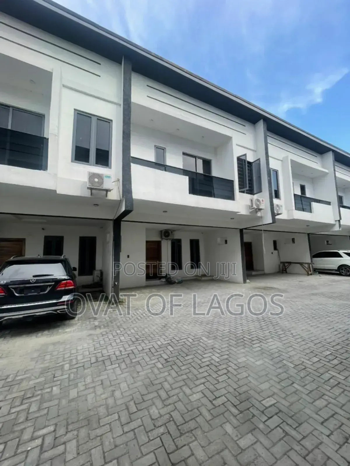 Furnished 4bdrm Duplex in Ikota for rent