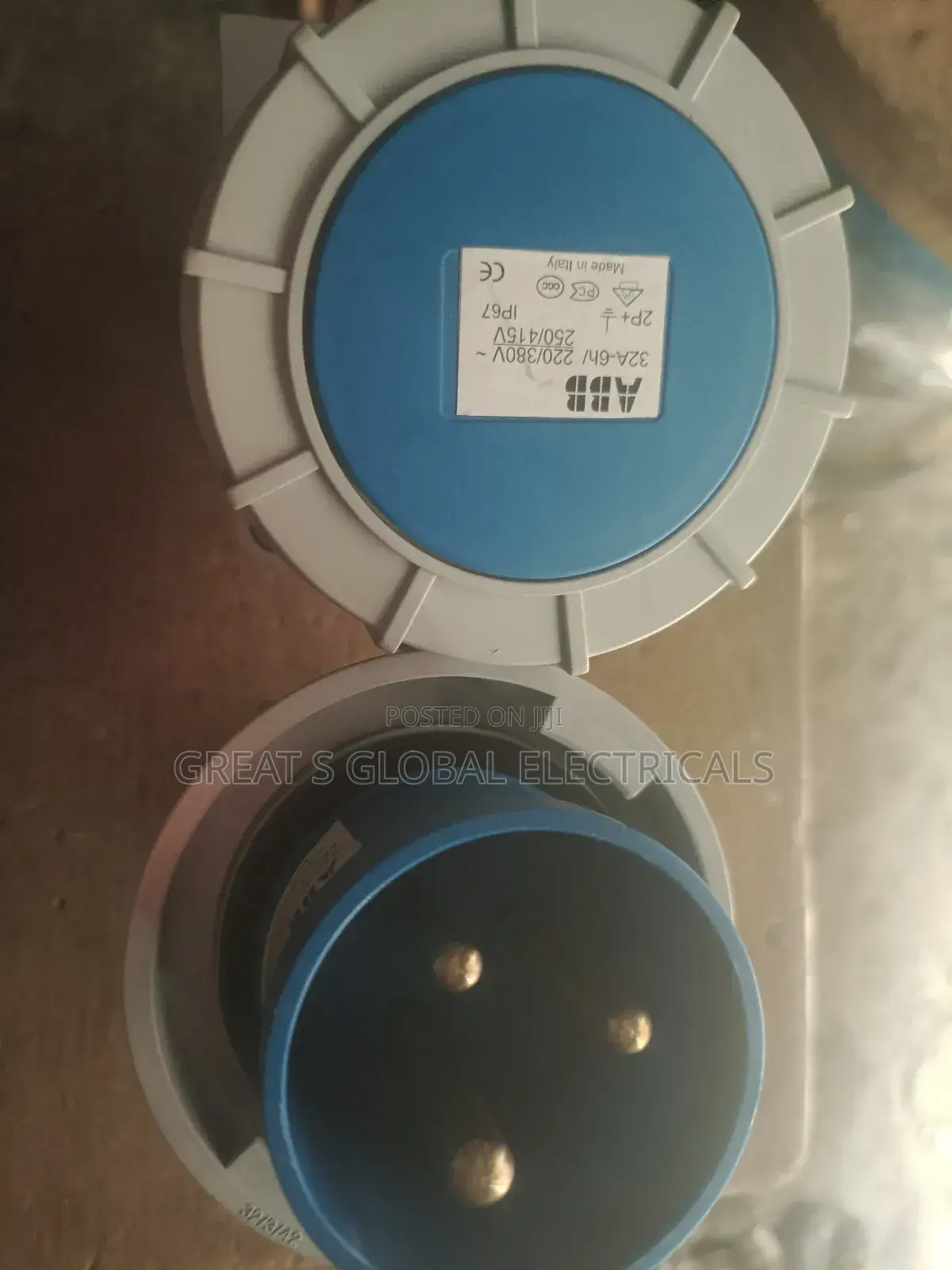 32am Male and Female Industrial Socket