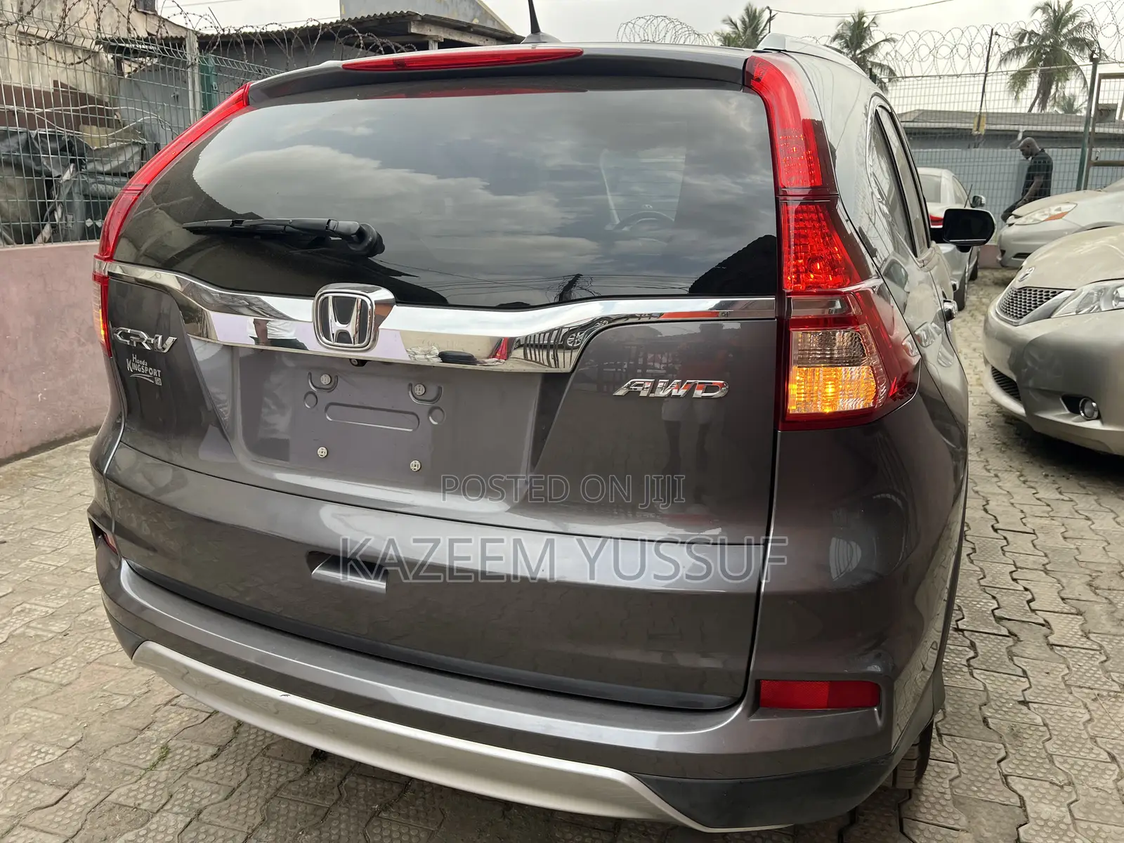 Honda CR-V Touring 4dr SUV AWD (2.4L 4cyl CVT) 2015 Gray