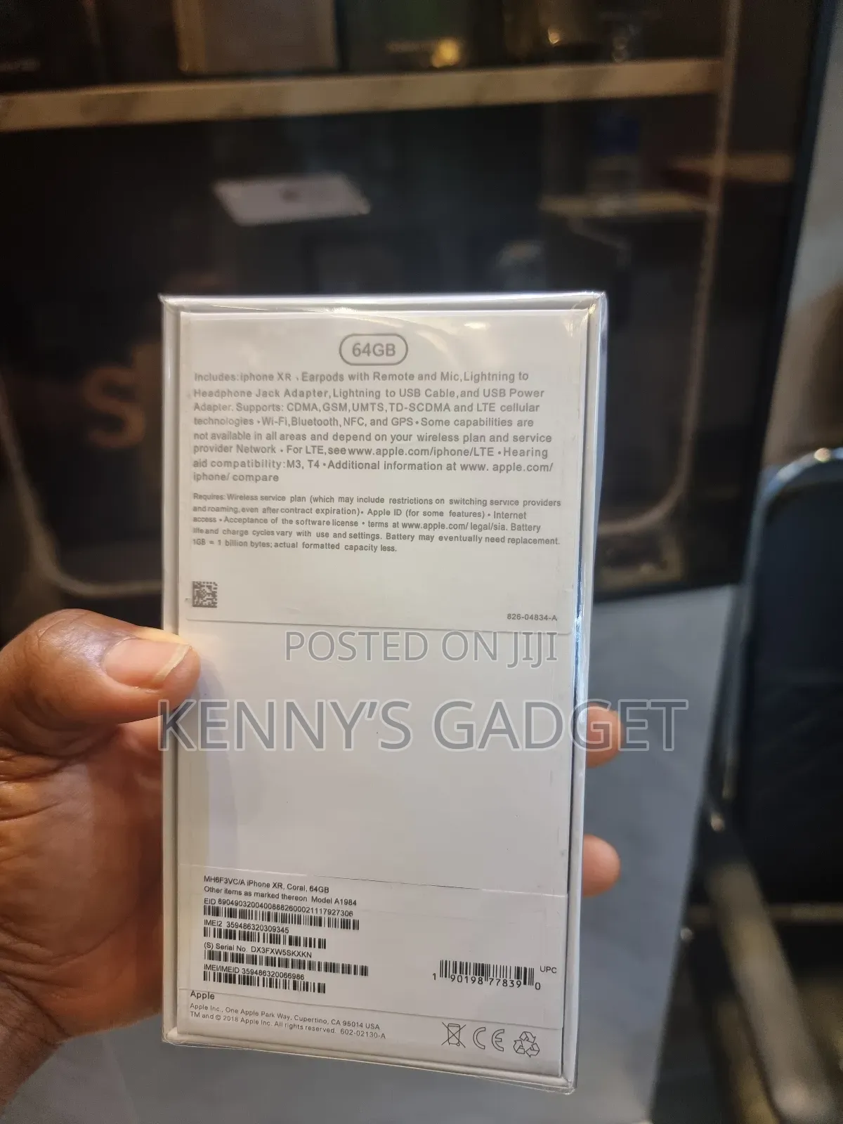 New Apple iPhone XR 64 GB Gold