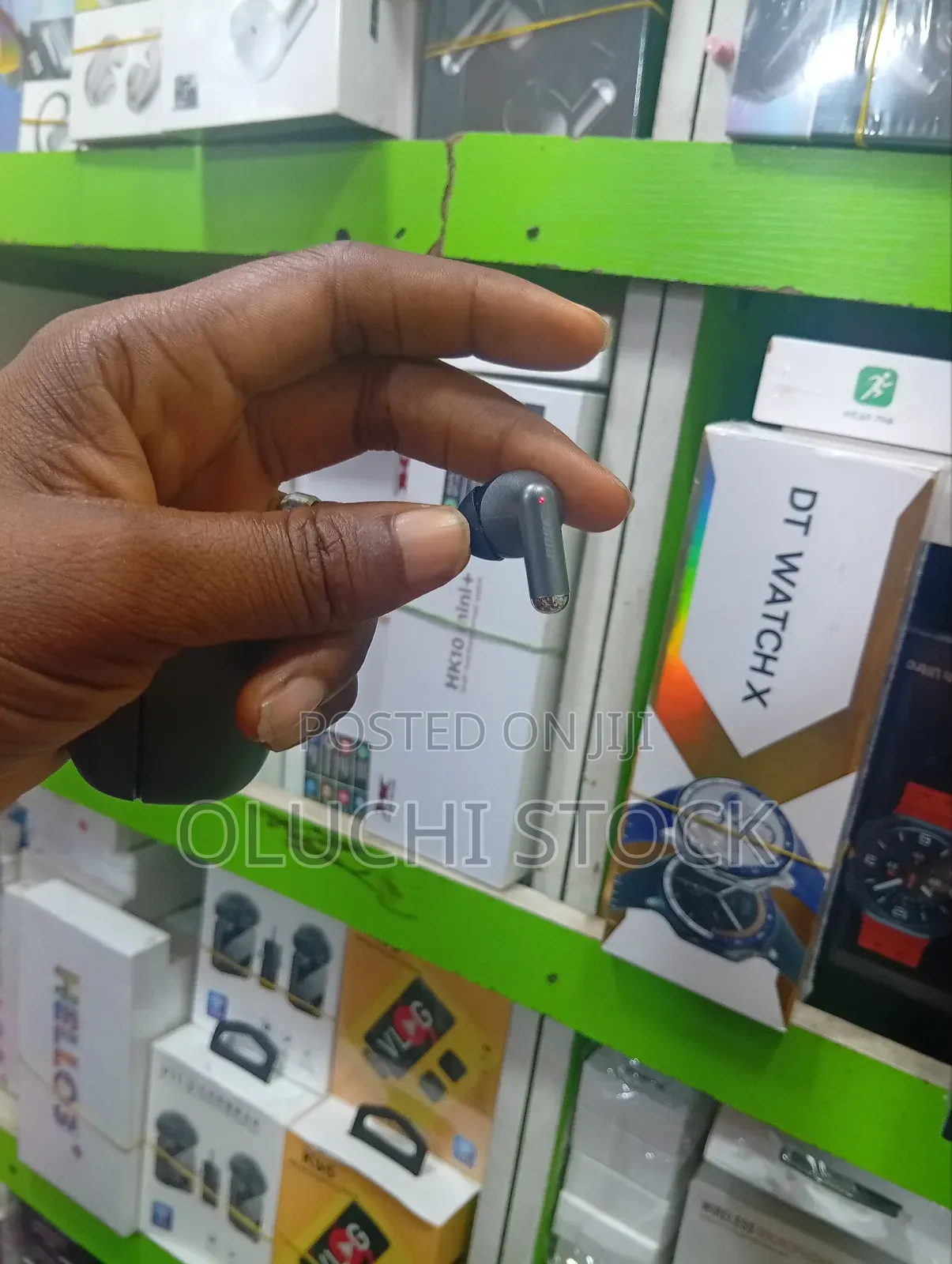 Boss Ultra Earbuds