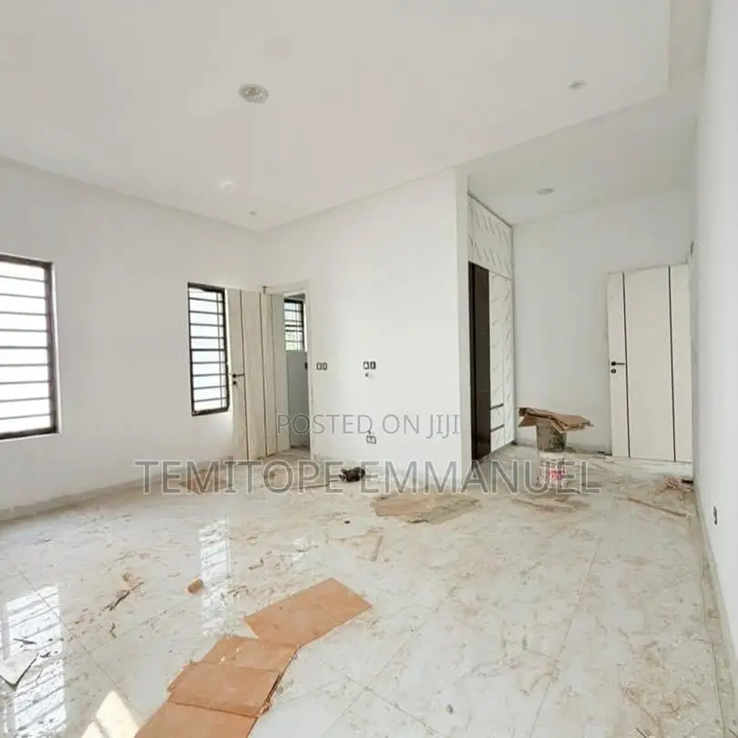 Furnished 5bdrm Duplex in Magodo Gra Phase 1 for sale