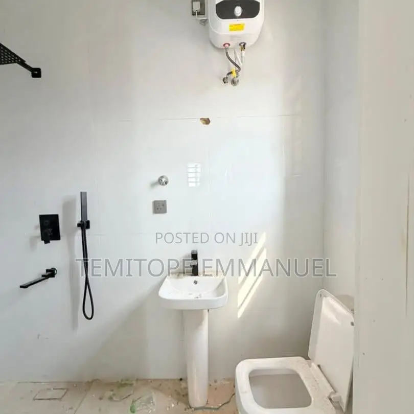 Furnished 5bdrm Duplex in Magodo Gra Phase 1 for sale