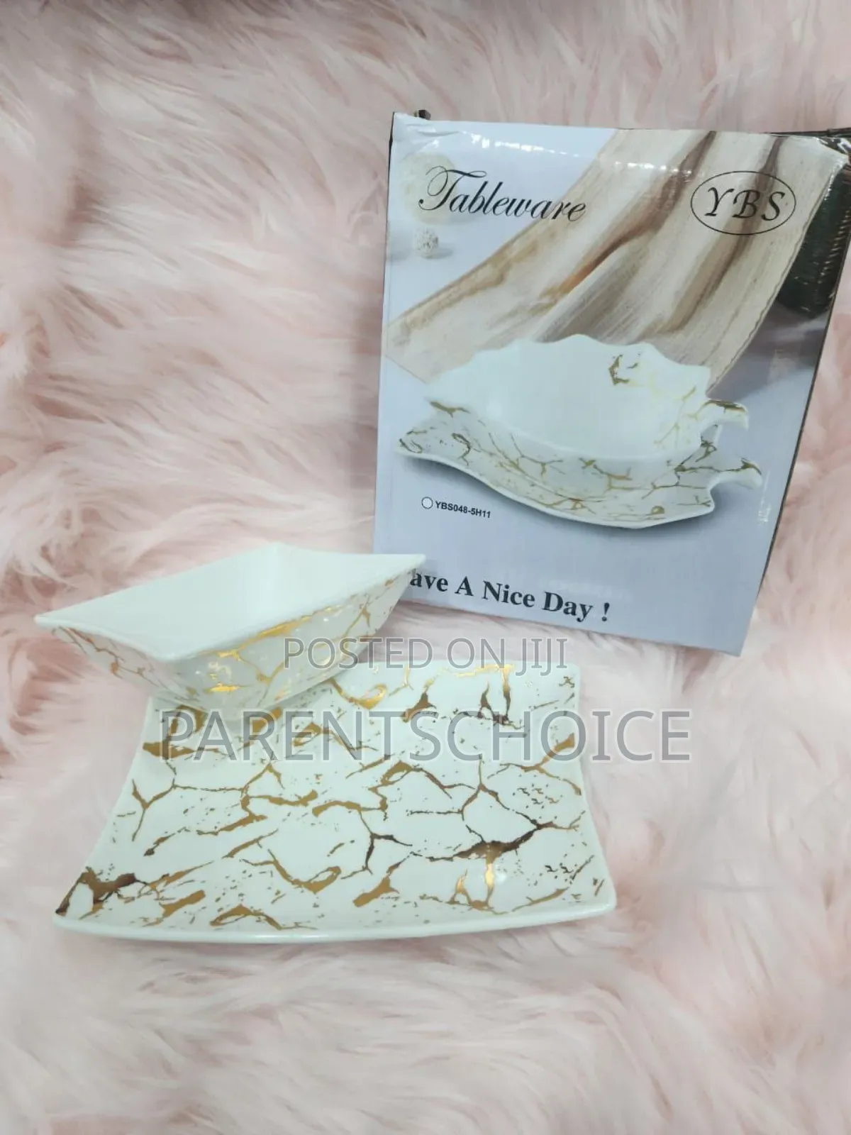 Unique Quality Ceramic Curved and Flat Plates