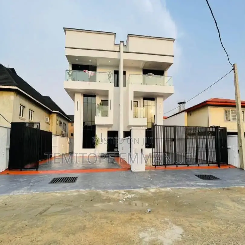 Furnished 5bdrm Duplex in Adeniyi Jones Ikeja for sale