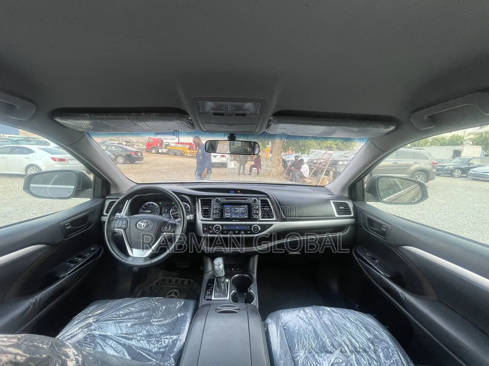 Toyota Highlander LE 4dr SUV AWD (3.5L 6cyl 6A) 2014 Gray