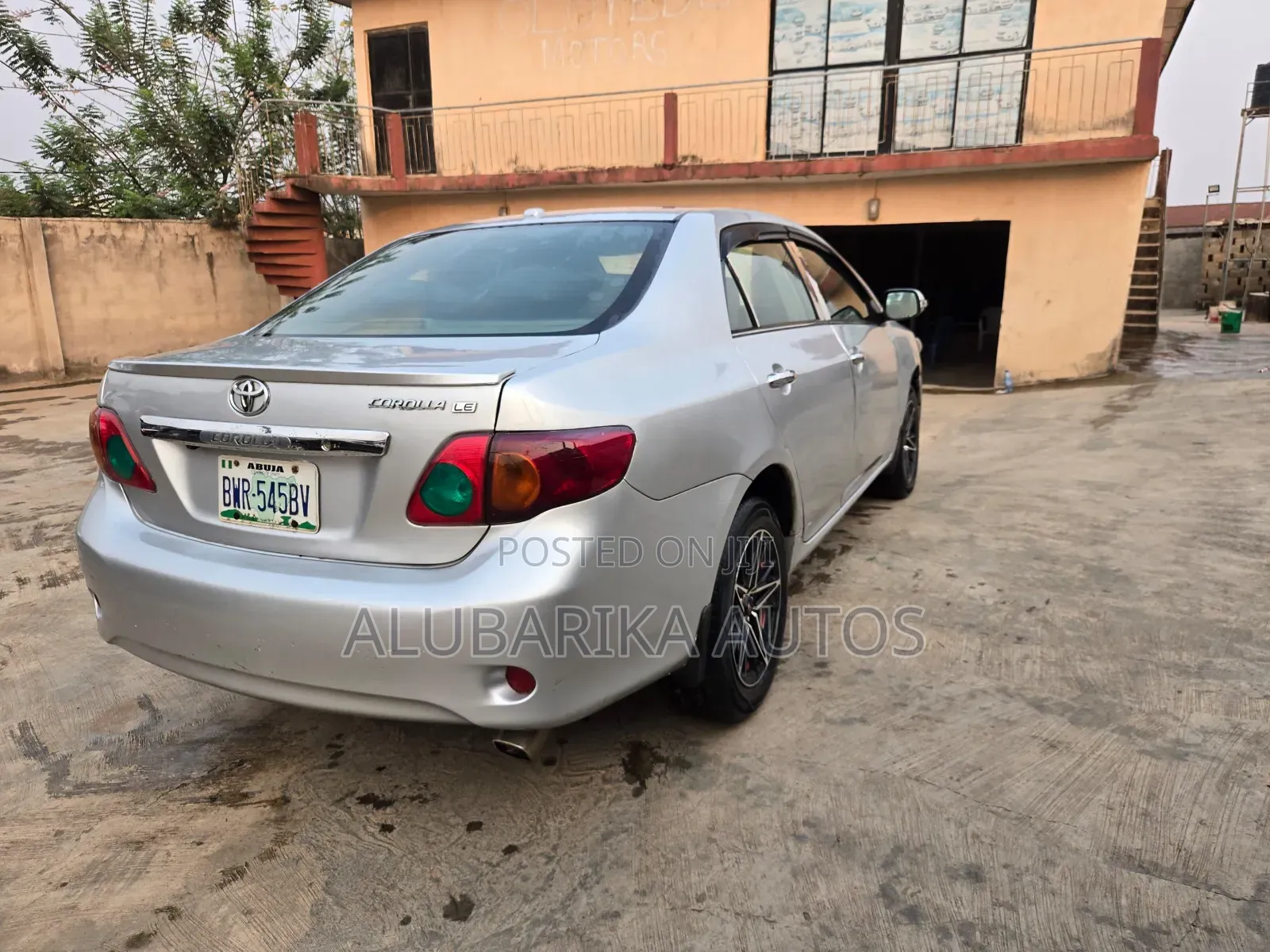 Toyota Corolla 2010 Silver