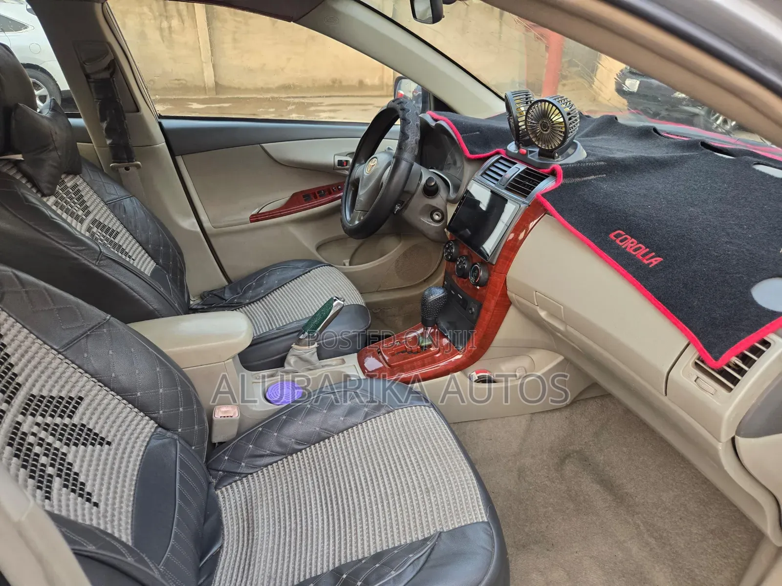 Toyota Corolla 2010 Silver