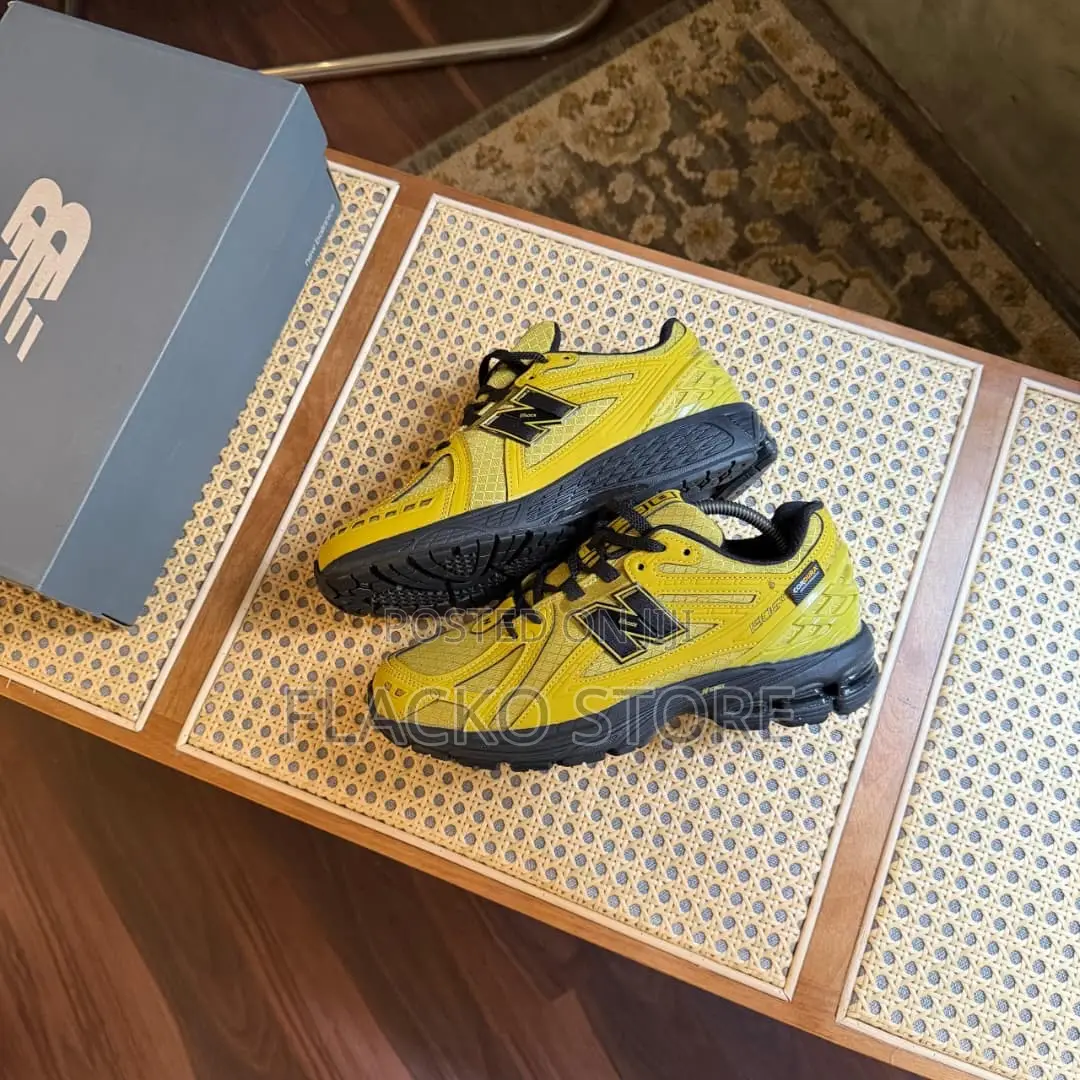 Original New Balance 1906r Cordura Sneakers