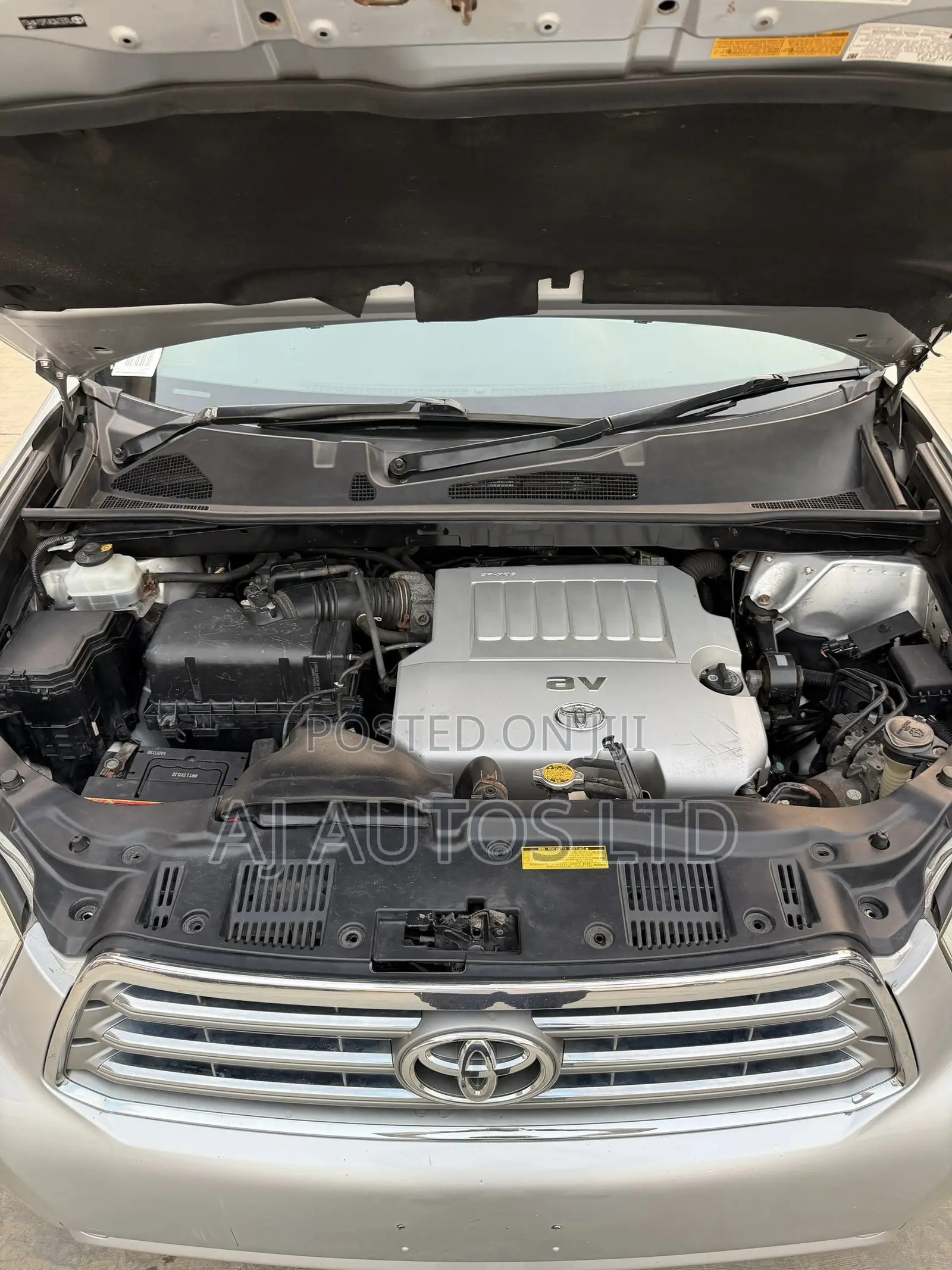 Toyota Highlander 2010 Silver