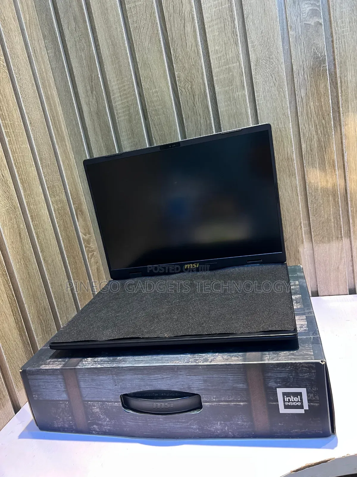 Laptop MSI Crosshair 17 32GB Intel Core I7 SSD 1T