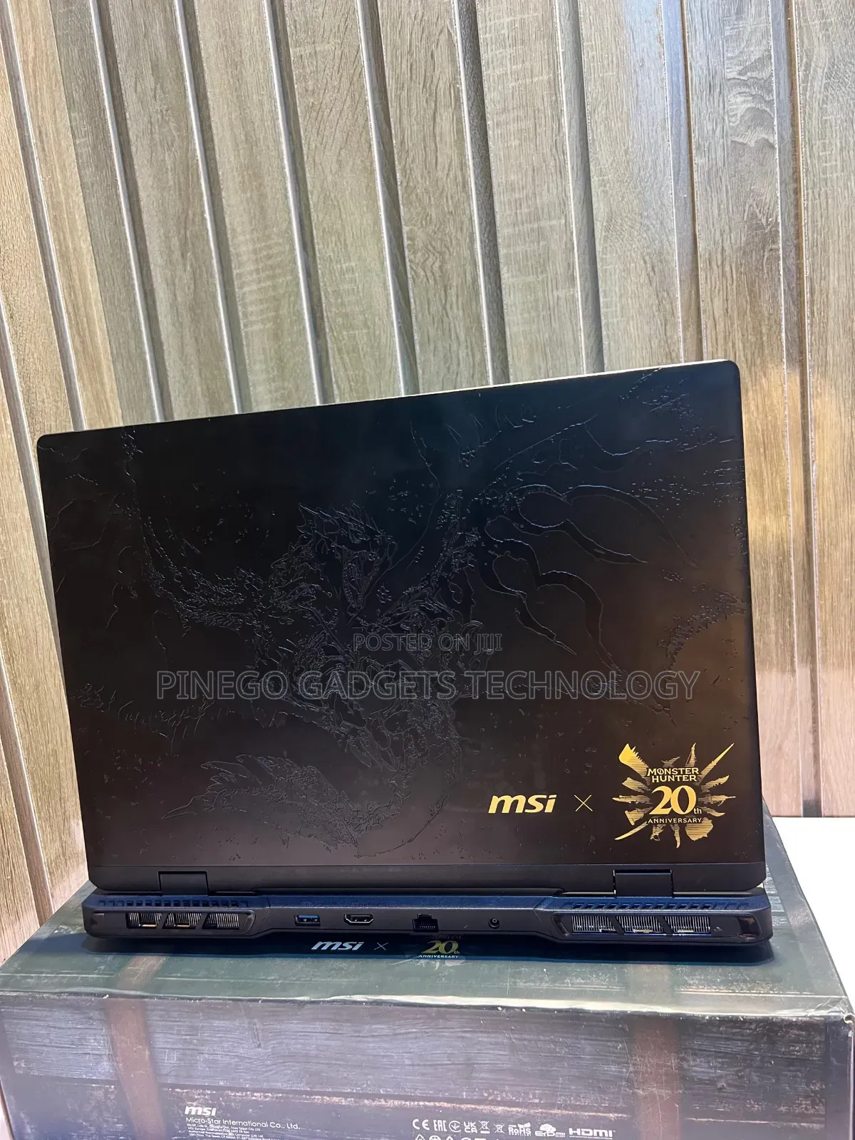 Laptop MSI Crosshair 17 32GB Intel Core I7 SSD 1T