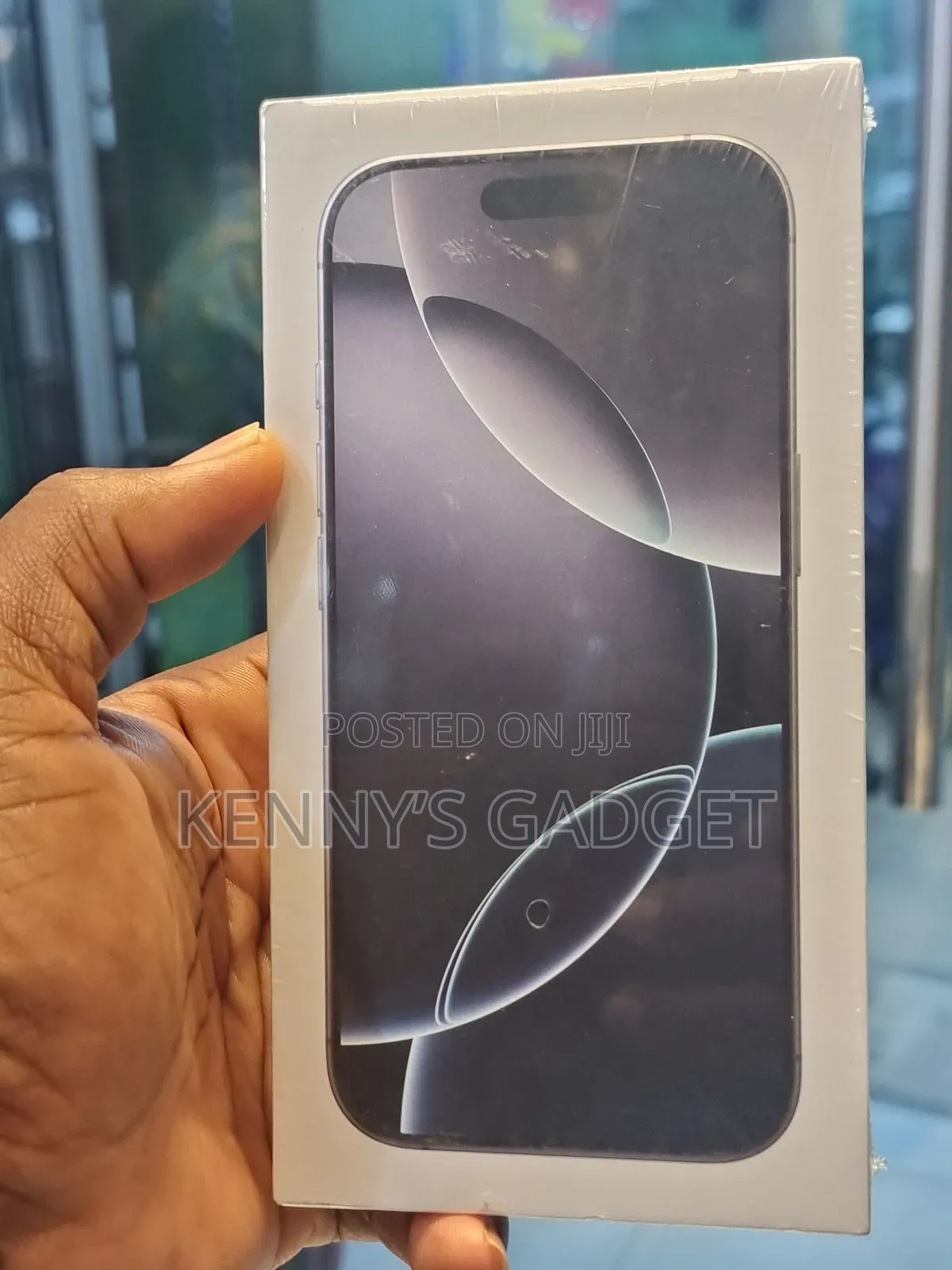 New Apple iPhone 16 Pro 256 GB Black