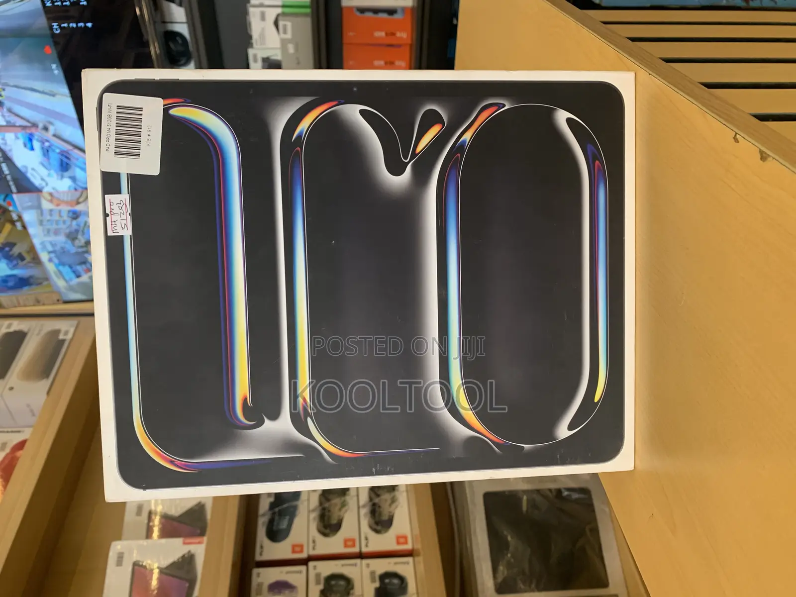 New Apple iPad Pro 13 (2025) 256 GB Black