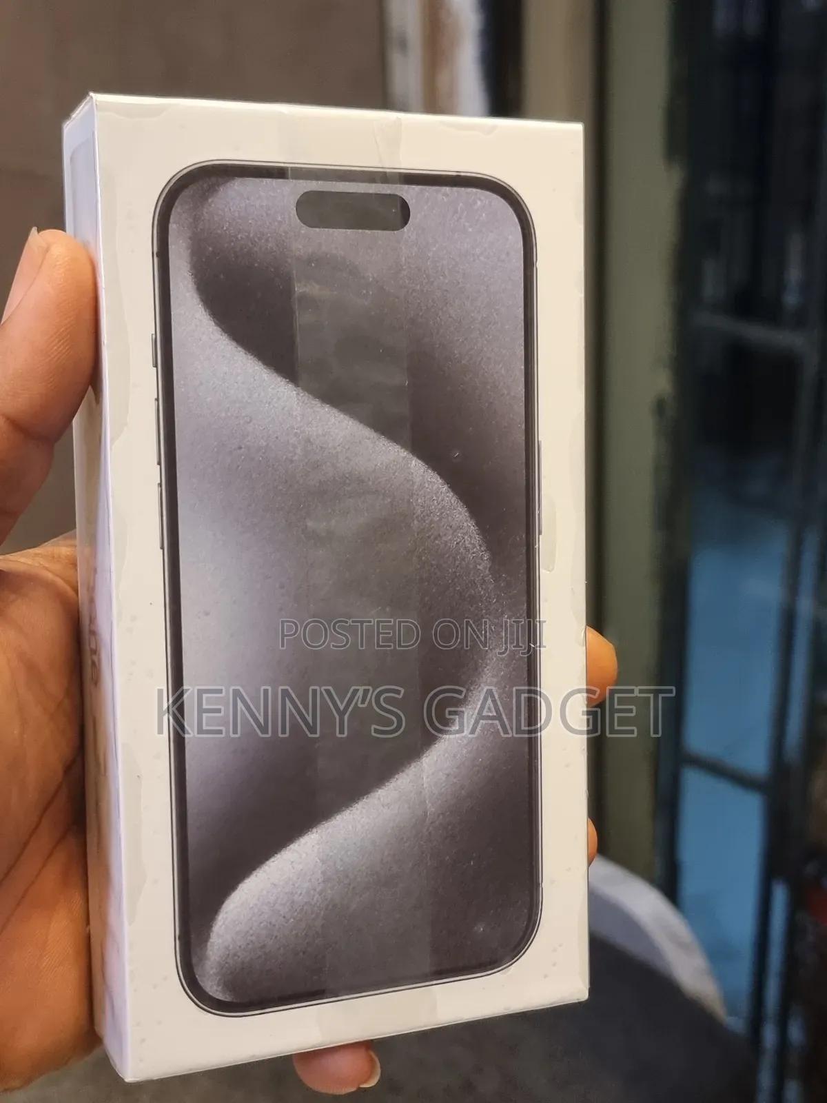 New Apple iPhone 15 Pro 256 GB Black