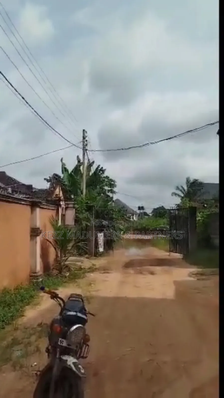 6bdrm Bungalow in Imo Housing Ext for sale