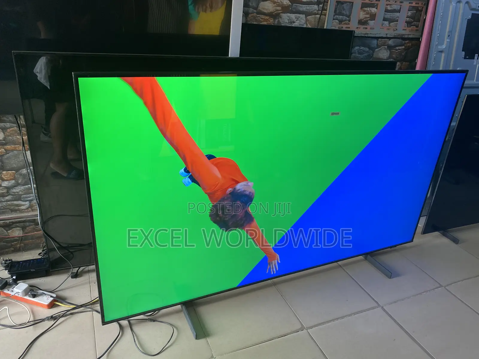 Uk Spec Samsung 75 Inches Qled Smart Tv With Air -Slim Body