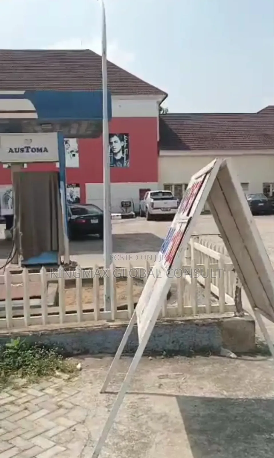 Mega Filling Station Available for Sale : Fcda C of O Size.4000 Sq