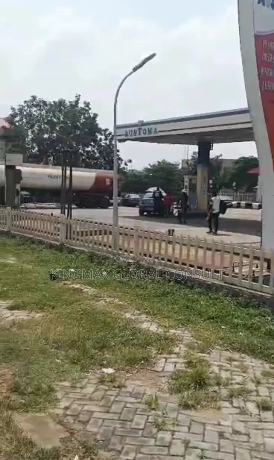 Mega Filling Station Available for Sale : Fcda C of O Size.4000 Sq
