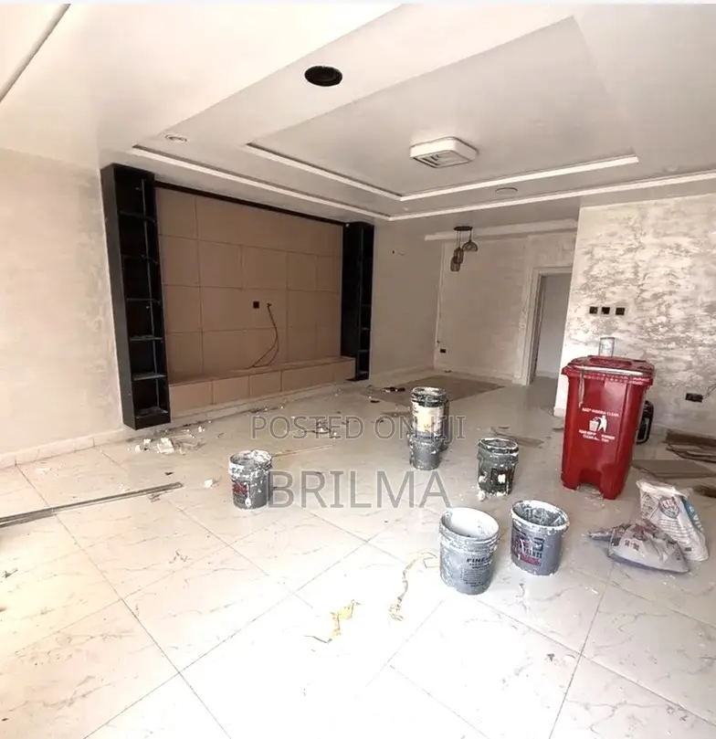 2bdrm Apartment in Kubwa for sale