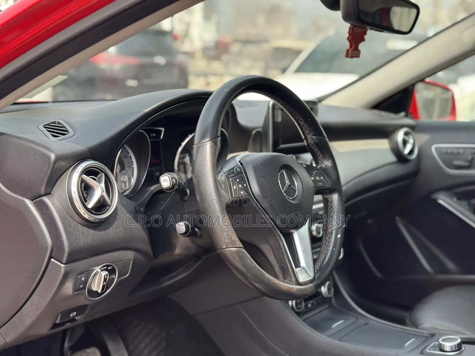 Mercedes-Benz GLA 250 2015 Red