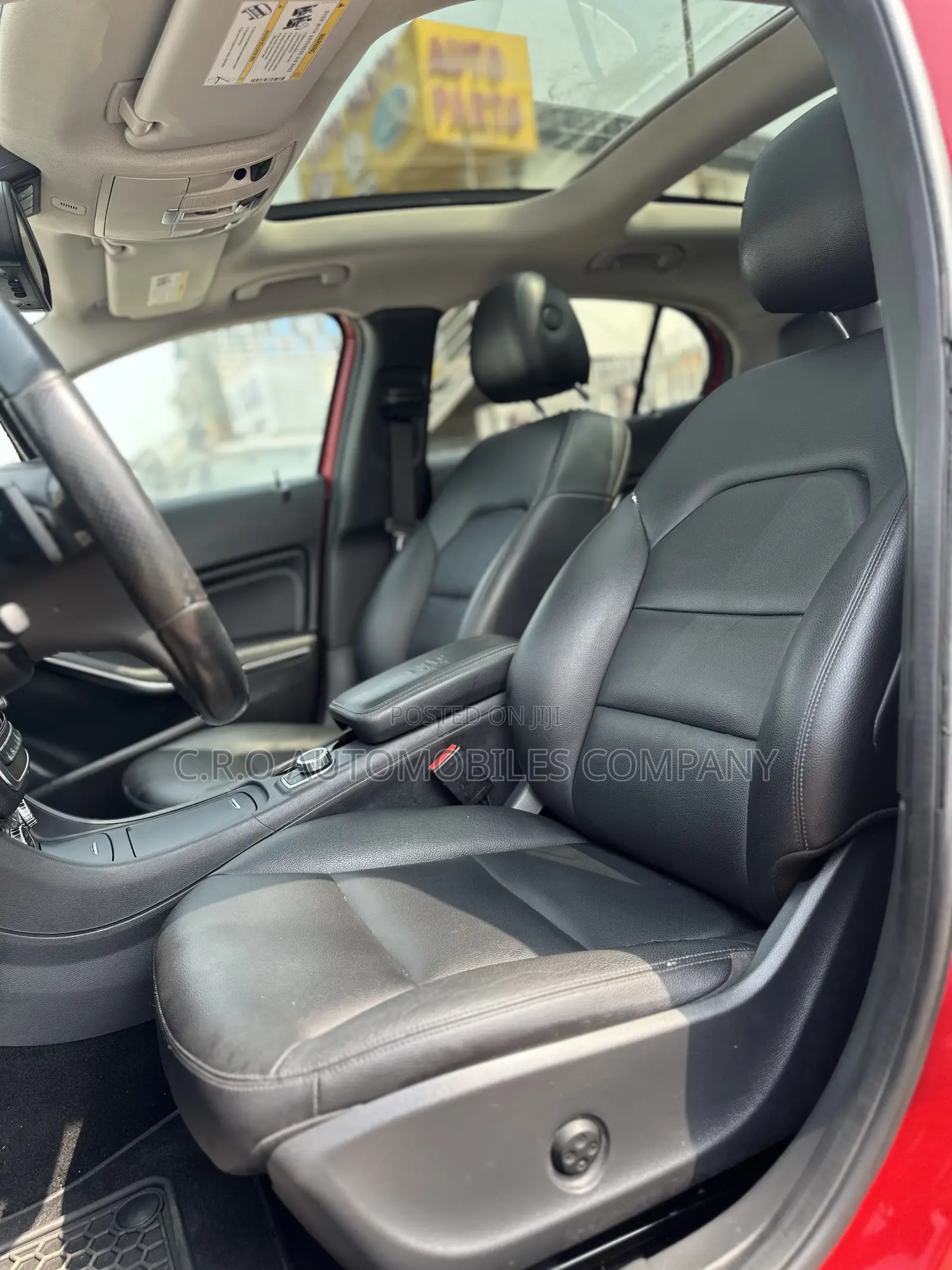 Mercedes-Benz GLA 250 2015 Red