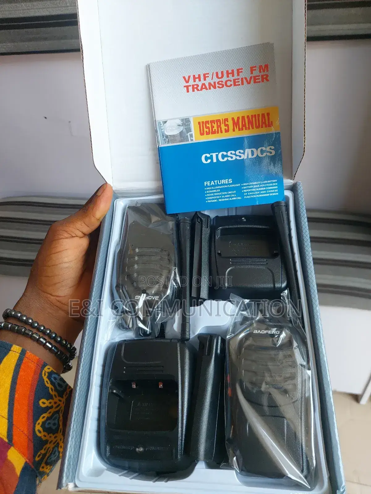 Baofeng 2 in 1 Pack Walkie Talkie