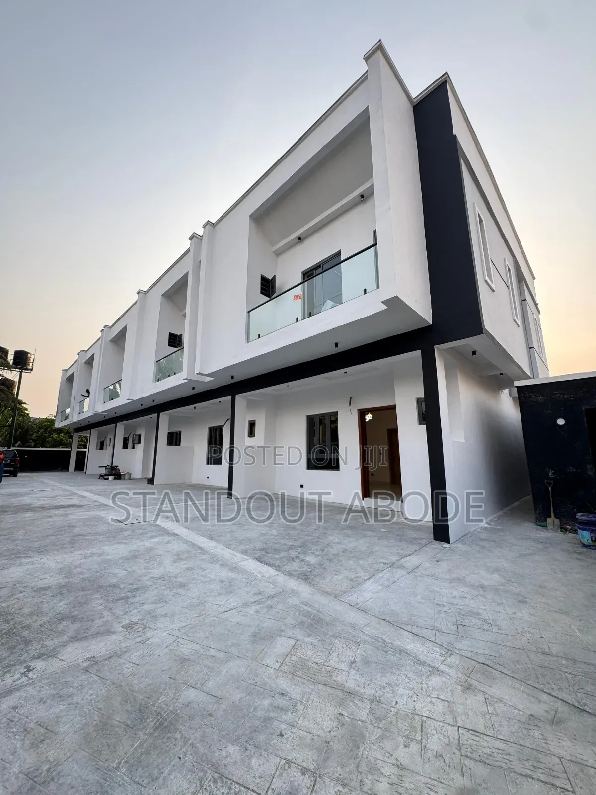 3bdrm Duplex in In An Estate, Sangotedo for sale