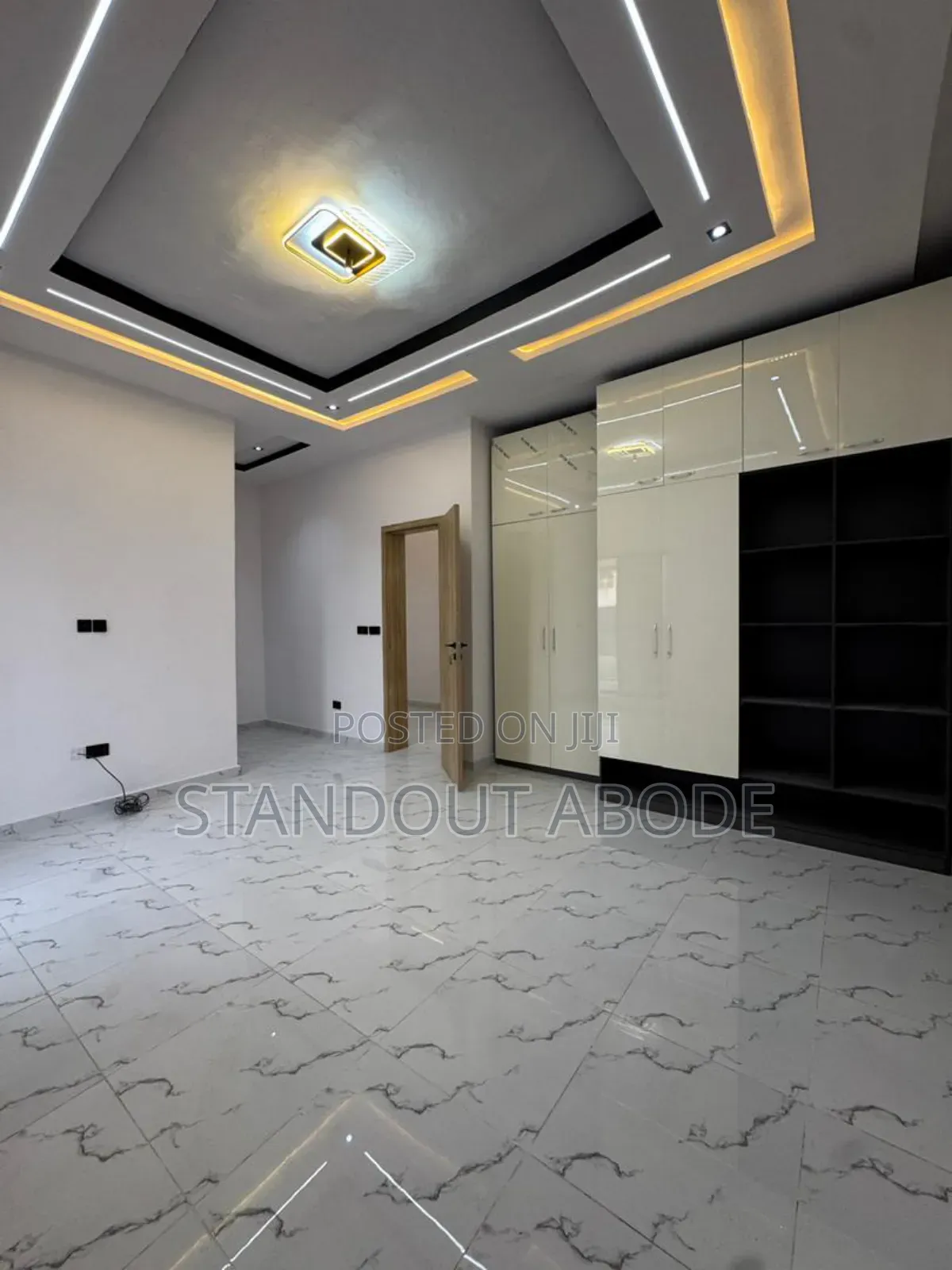 3bdrm Duplex in In An Estate, Sangotedo for sale
