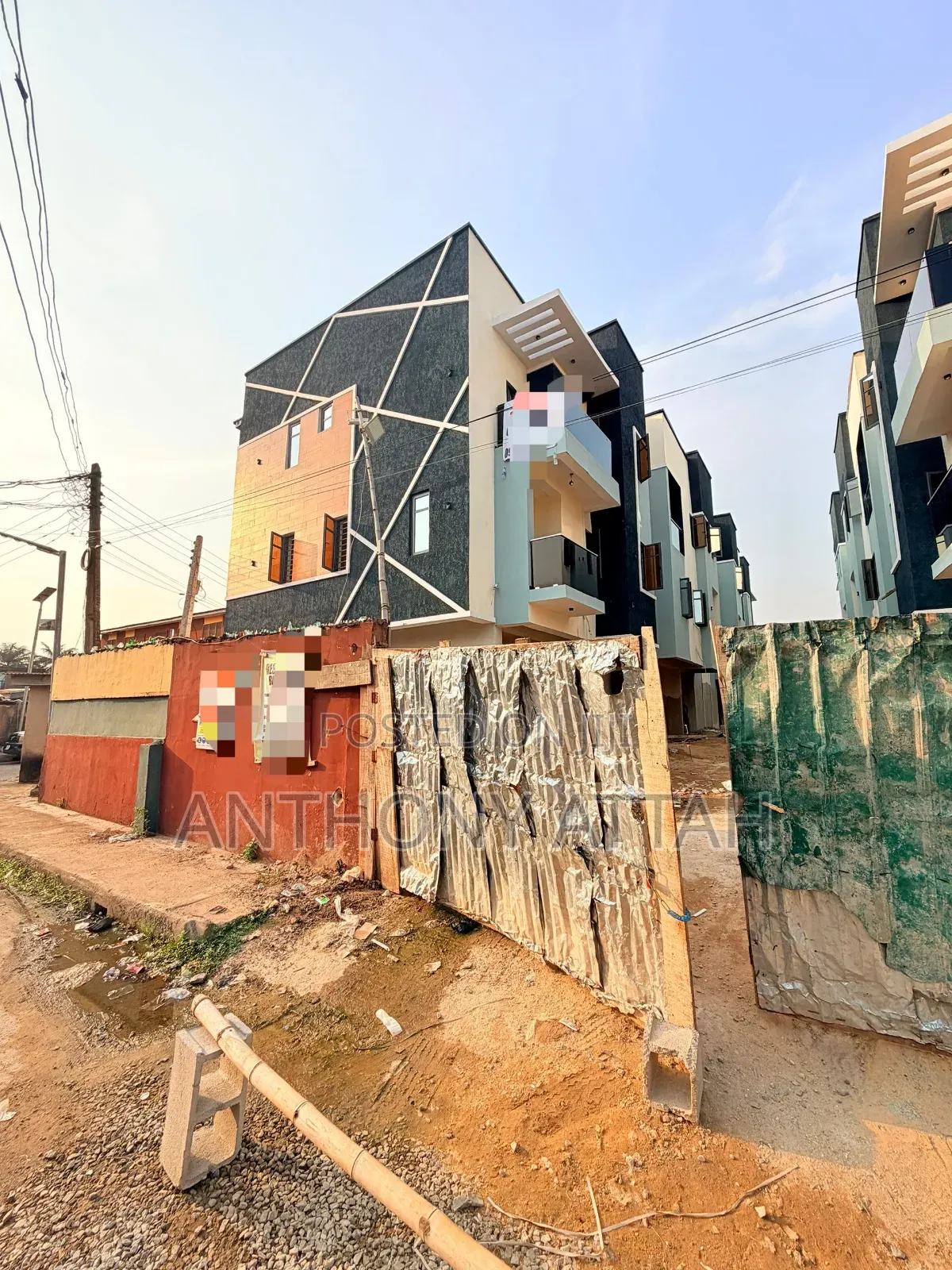 Furnished 4bdrm Duplex in An Estate, Oregun for sale