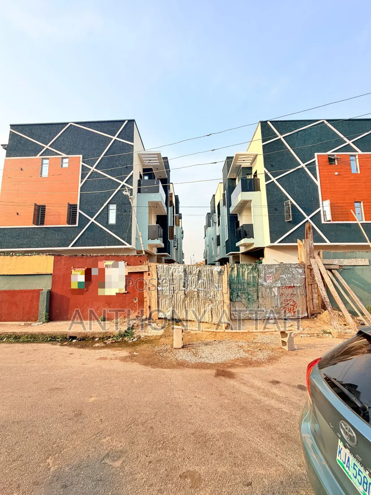 Furnished 4bdrm Duplex in An Estate, Oregun for sale
