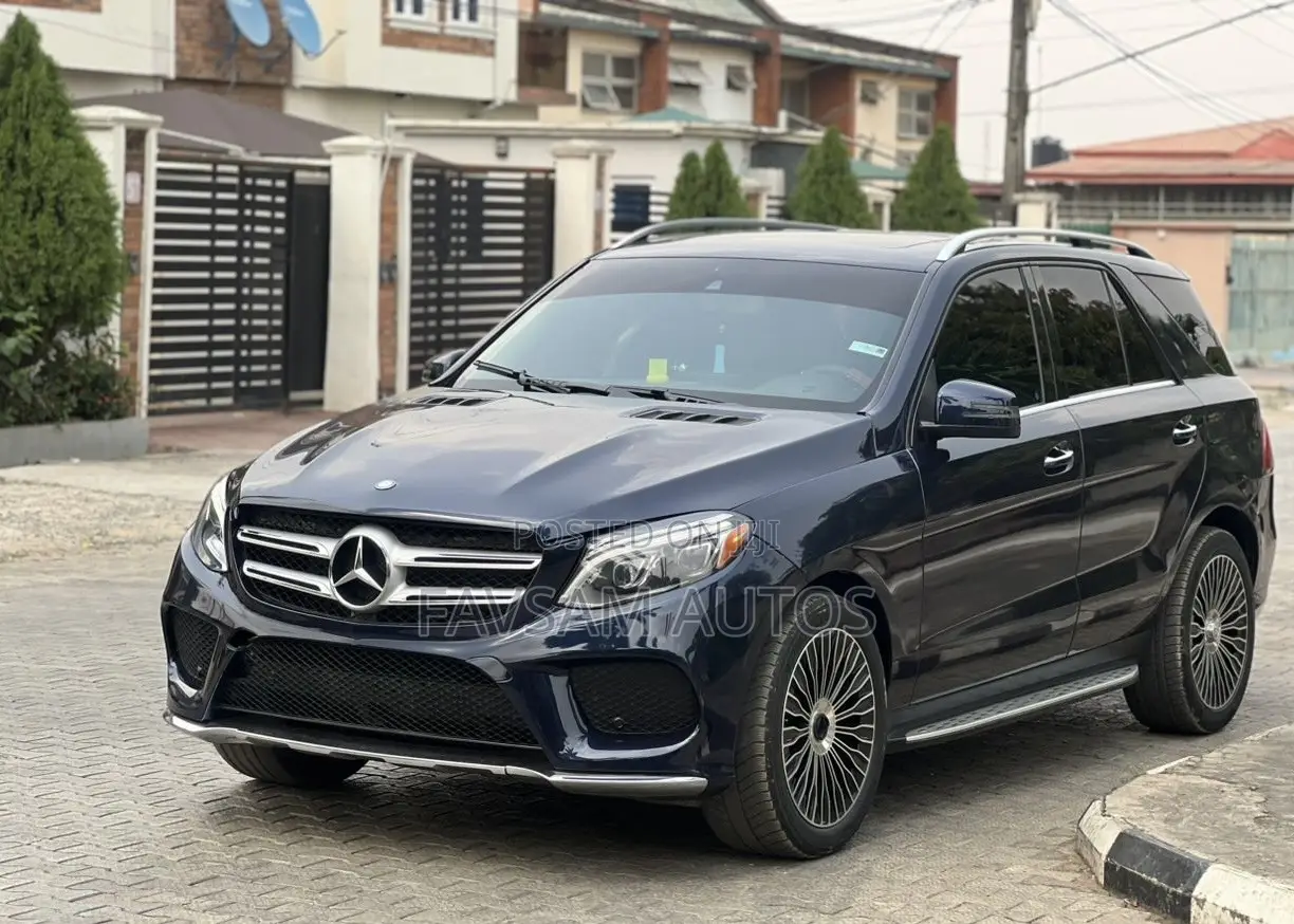 Mercedes-Benz GLE-Class GLE 400 4MATIC 2018 Blue