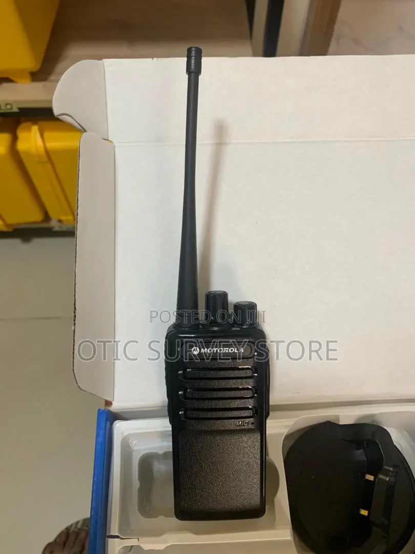 Motorola Cp100d Walkie Talkie Radio (Single)